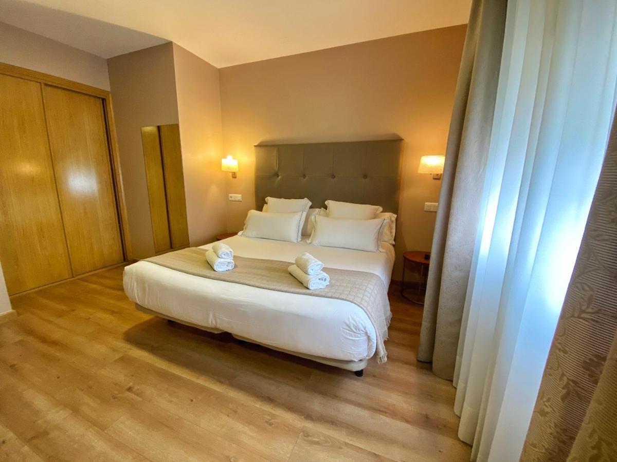 Hotel Ribeira Sacra モンフォルテ・デ・レモス エクステリア 写真